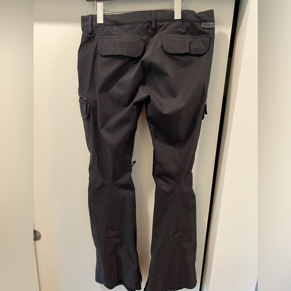 Volcom Gloria Snowboard Pants - Picture 4 of 4